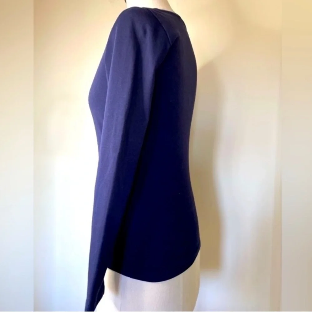 Long Sleeve Round Neck Women’s Navy Blue Pullover sweater size xs - Picture 2 of 2